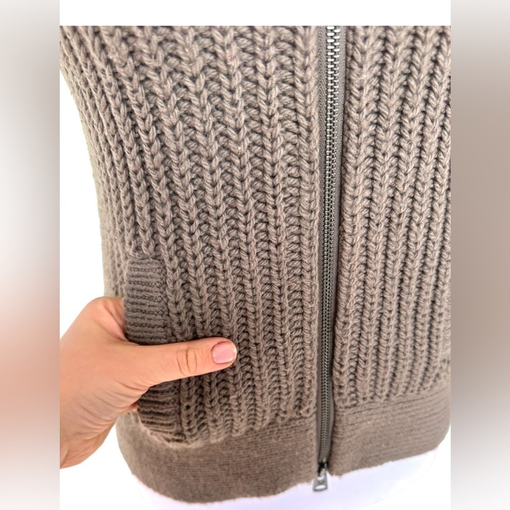 American Eagle Y2K Cable Knit Sweater Vest Sz M Chunky Wool Boho Hippie Granola - Picture 3 of 7